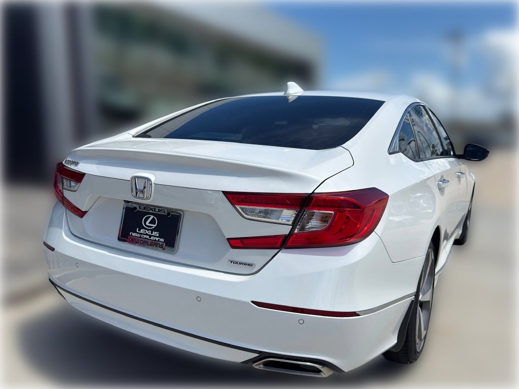 Used 2018 WHITE Honda Touring image 7