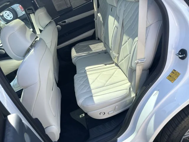Used 2025 Uyuni White Genesis 3.5T Prestige image 27