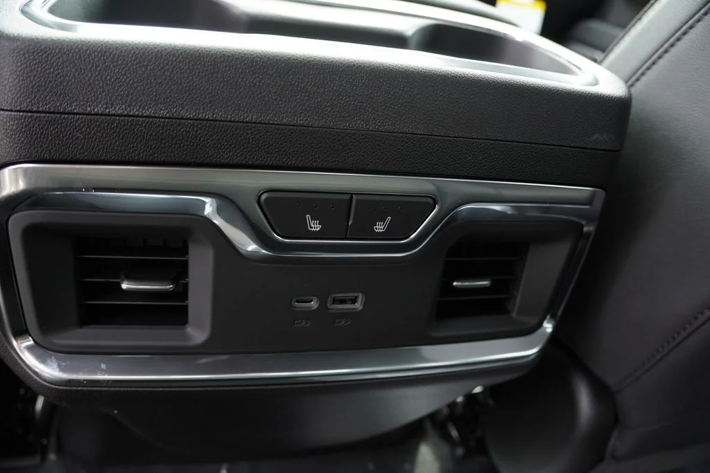 2026 Chevrolet Silverado 3500 HD High Country - Photo 14