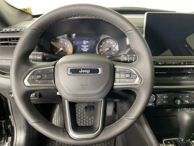 New 2026 Black Jeep Latitude image 22