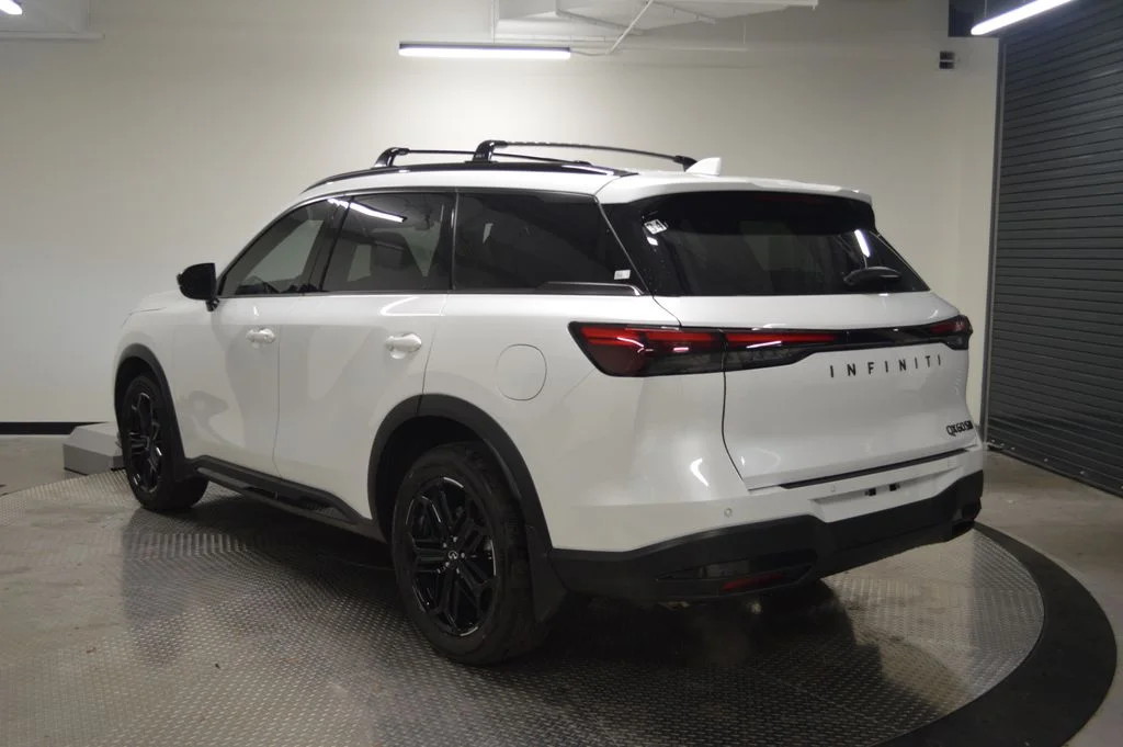 Certified Used 2026 White INFINITI SPORT image 3