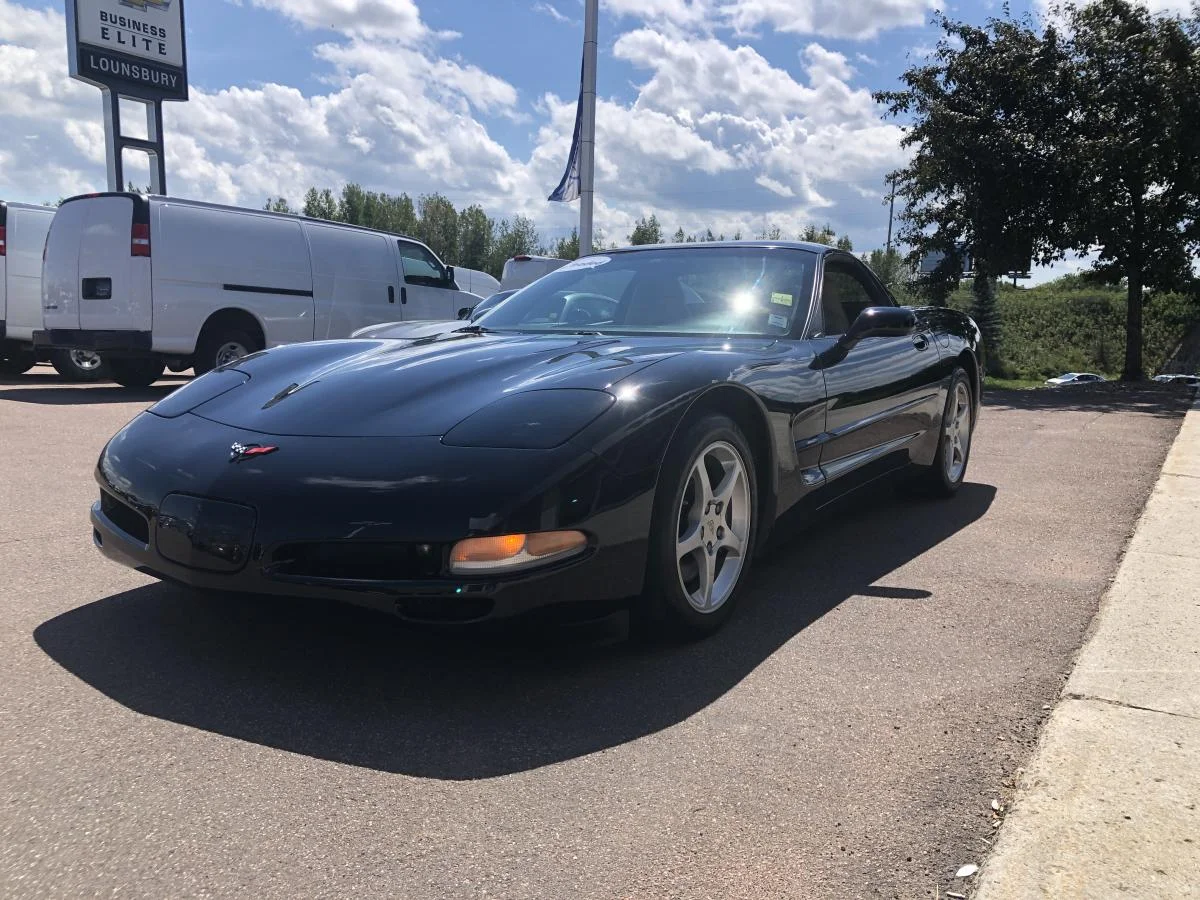 Used 2001 Black Chevrolet 2dr Cpe image 6