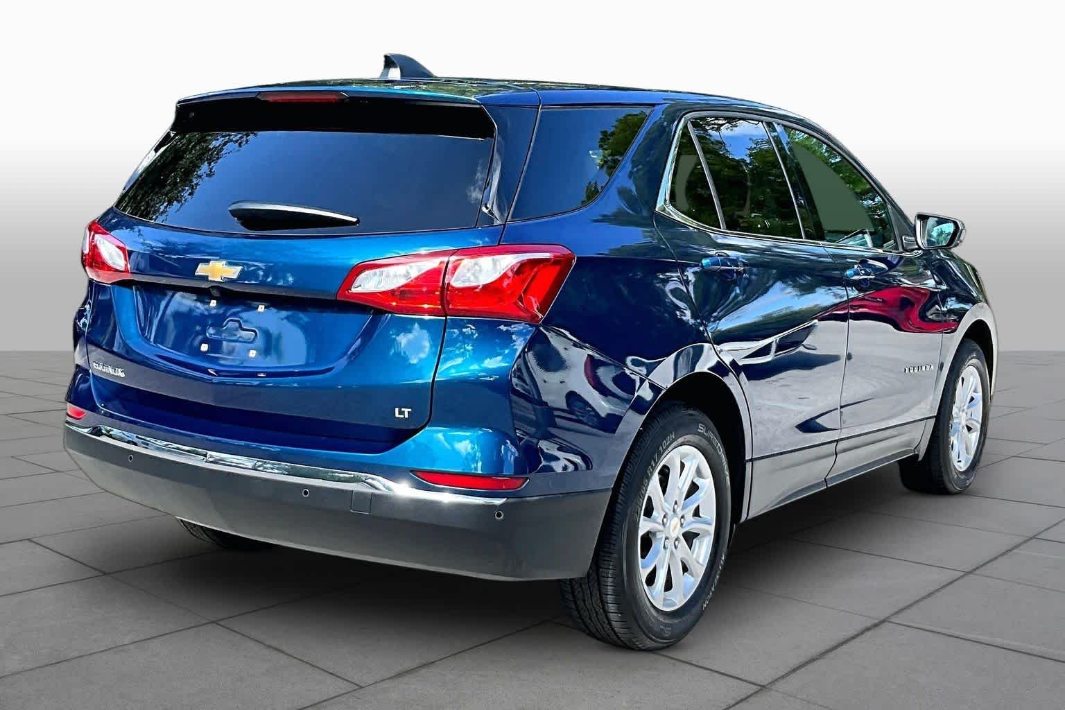 Used 2020 Pacific Blue Metallic Chevrolet LT image 13