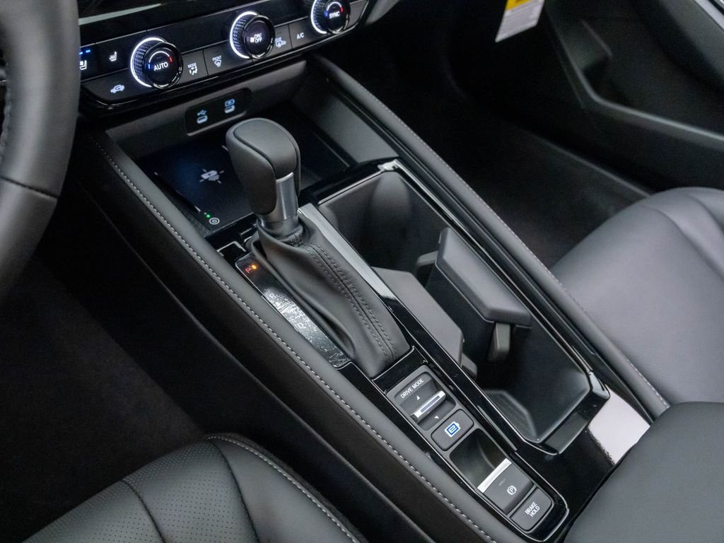 New 2026 Platinum White Pearl Honda Touring image 13