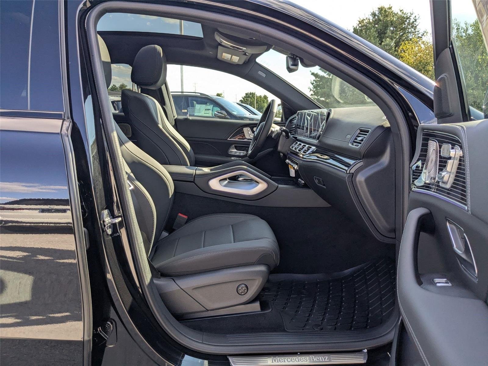 Used 2026 BLACK Mercedes-Benz GLE 450 image 34