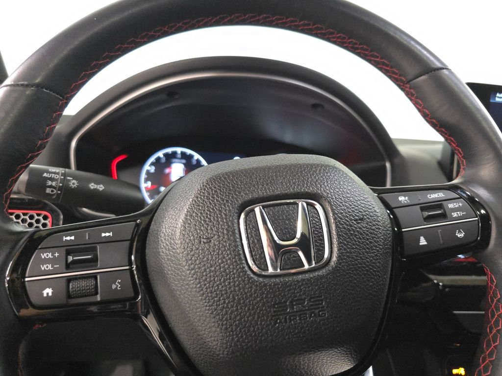 Used 2024  Honda Base image 23