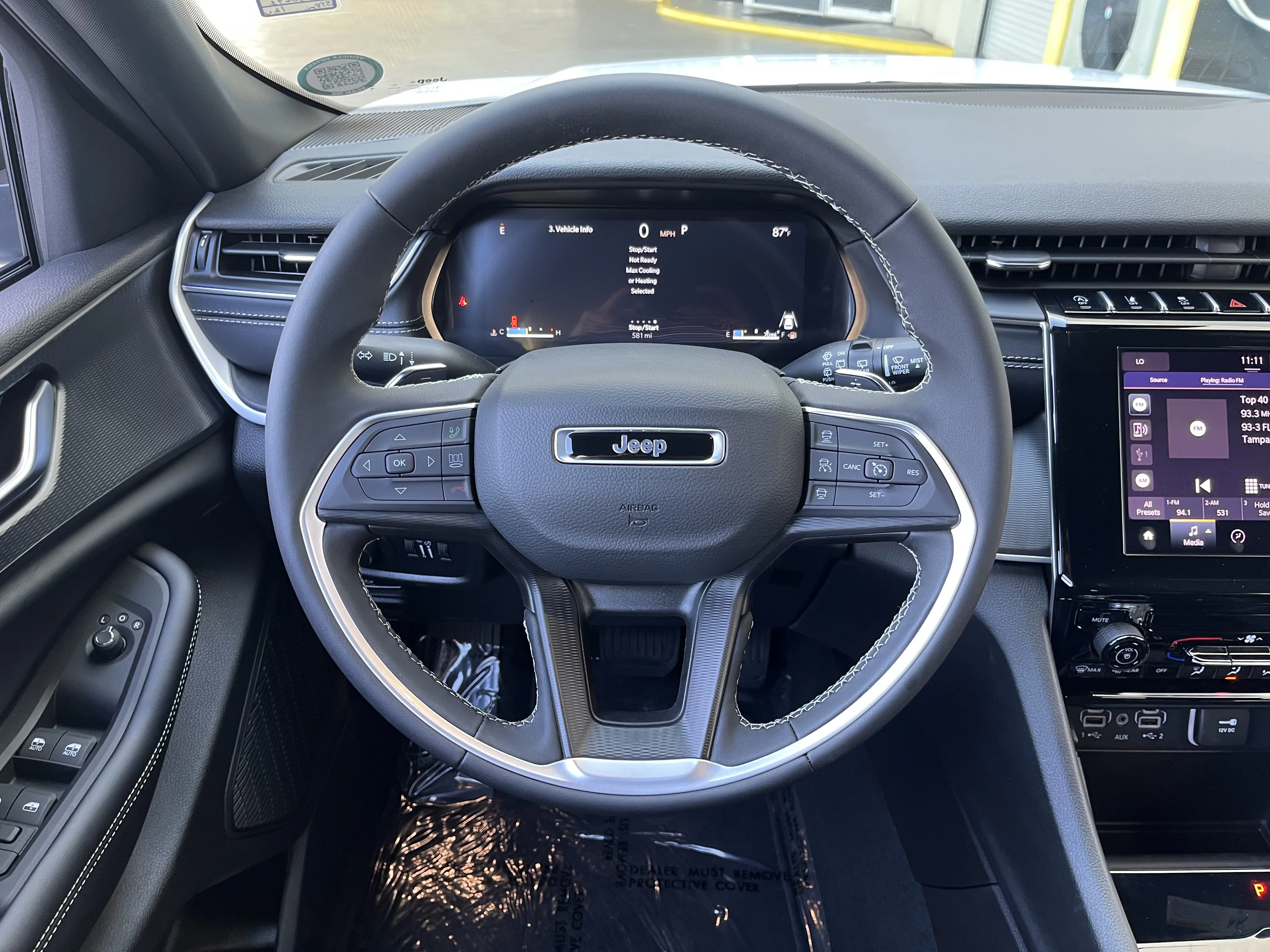 2025 Jeep Grand Cherokee L Laredo - Photo 20