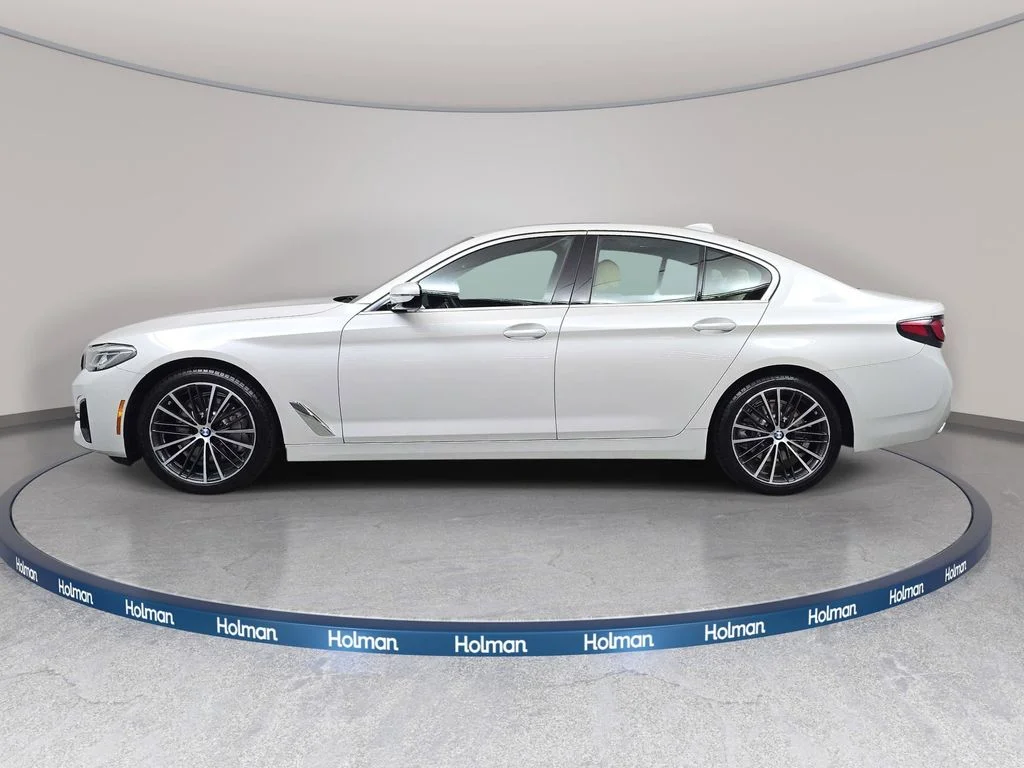 Used 2022 Mineral White Metallic BMW 530i xDrive image 8