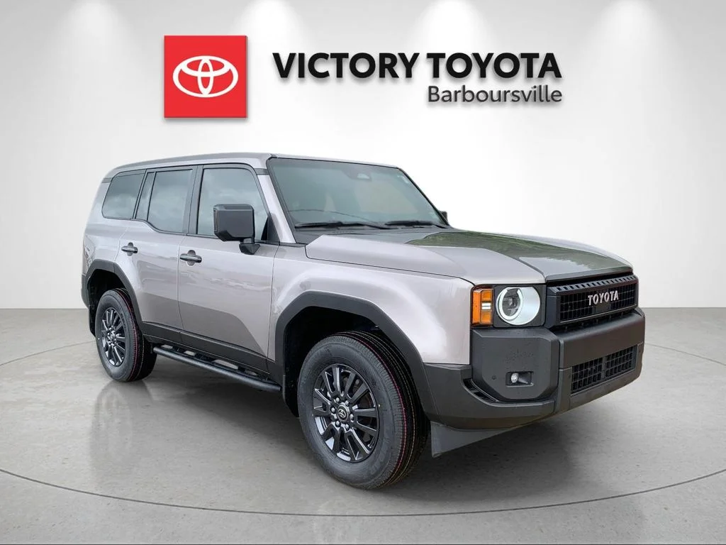 Used 2024  Toyota 1958 image 5