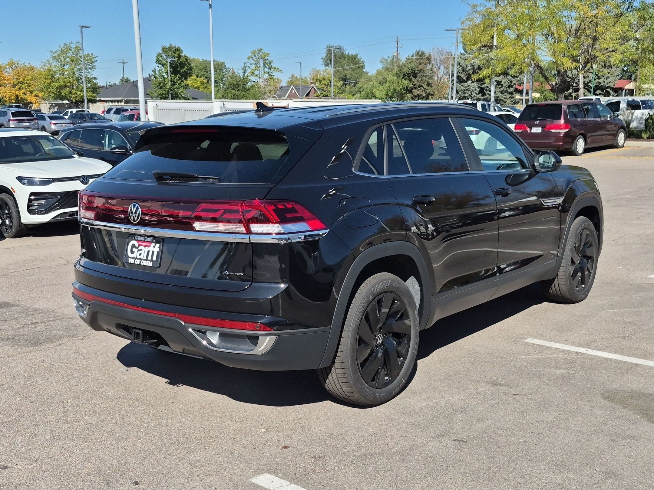 New 2026 Deep Black Pearl Volkswagen 2.0T SE w/Technology image 3