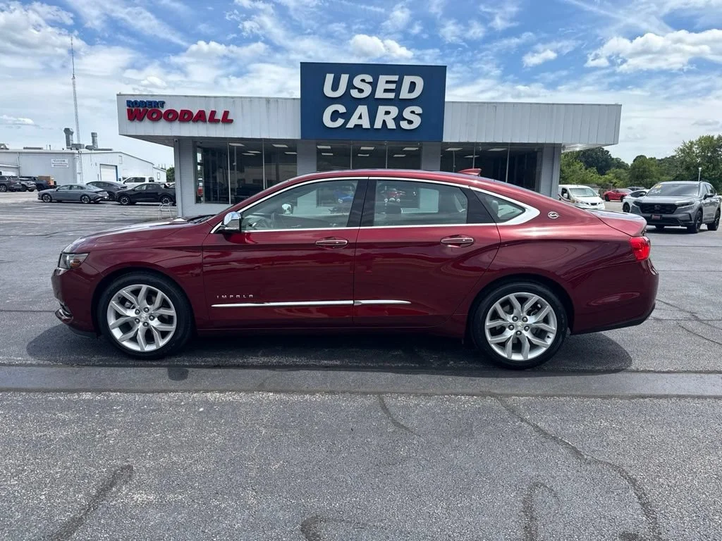 Used 2017 SIREN RED TINTCOAT Chevrolet Premier image 2