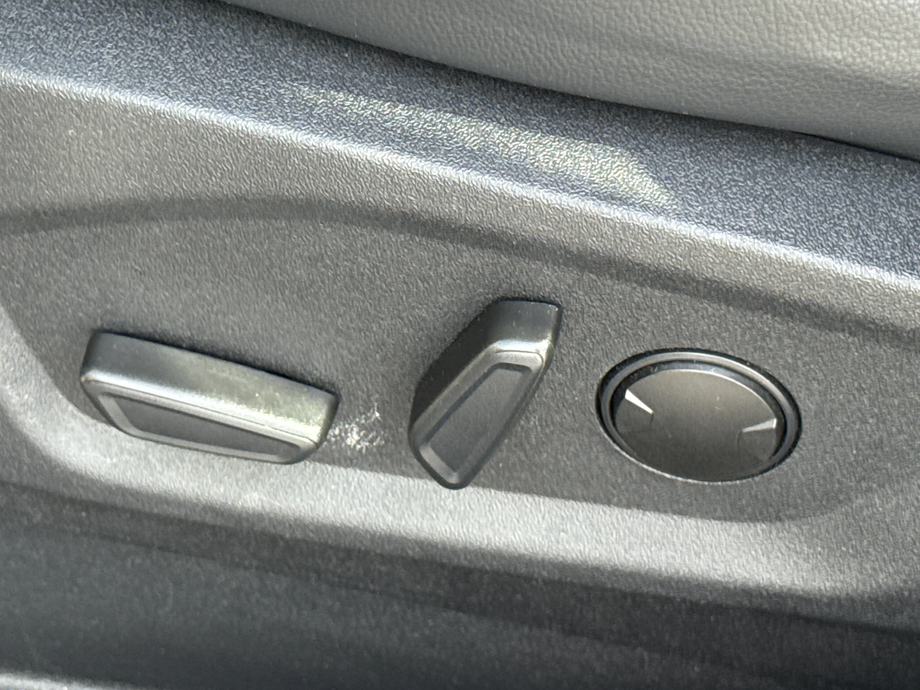 Used 2024 Carbonized Gray Metallic Ford SEL image 29