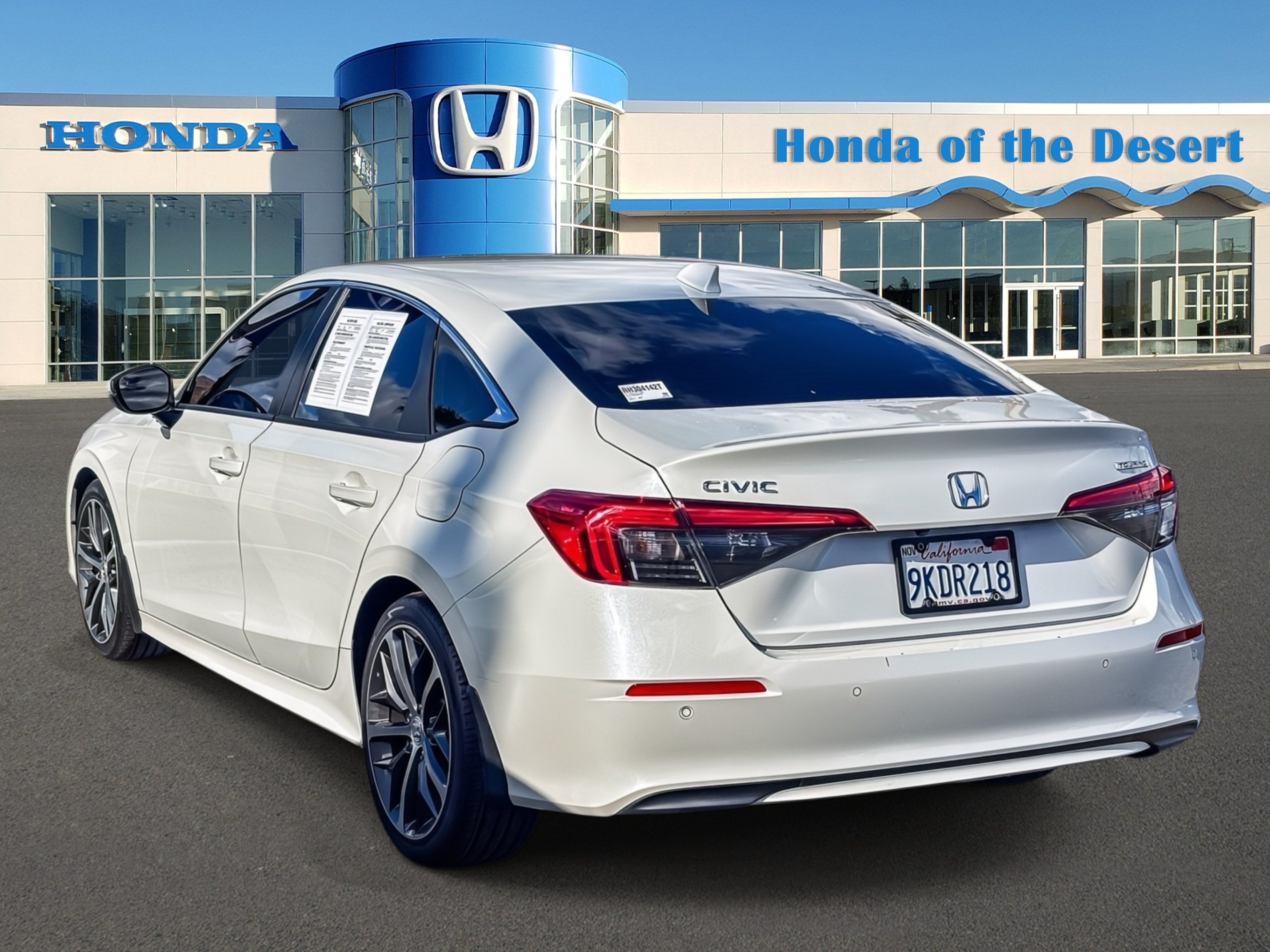 Used 2024 Platinum White Pearl Honda 1.5T 4D TOURING image 33