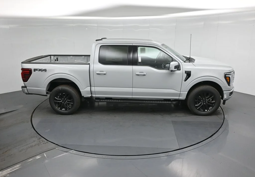 New 2026 Avalanche Ford Lariat image 37