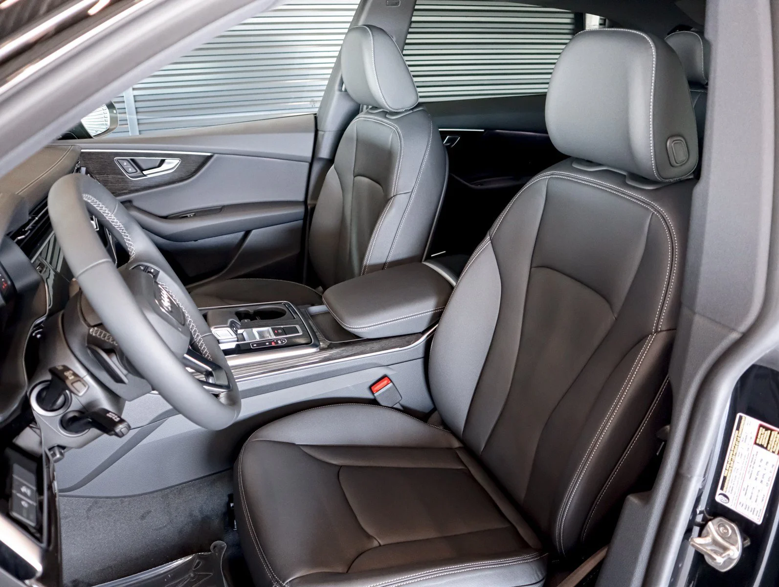 2027 Audi Q8 Premium - Photo 6