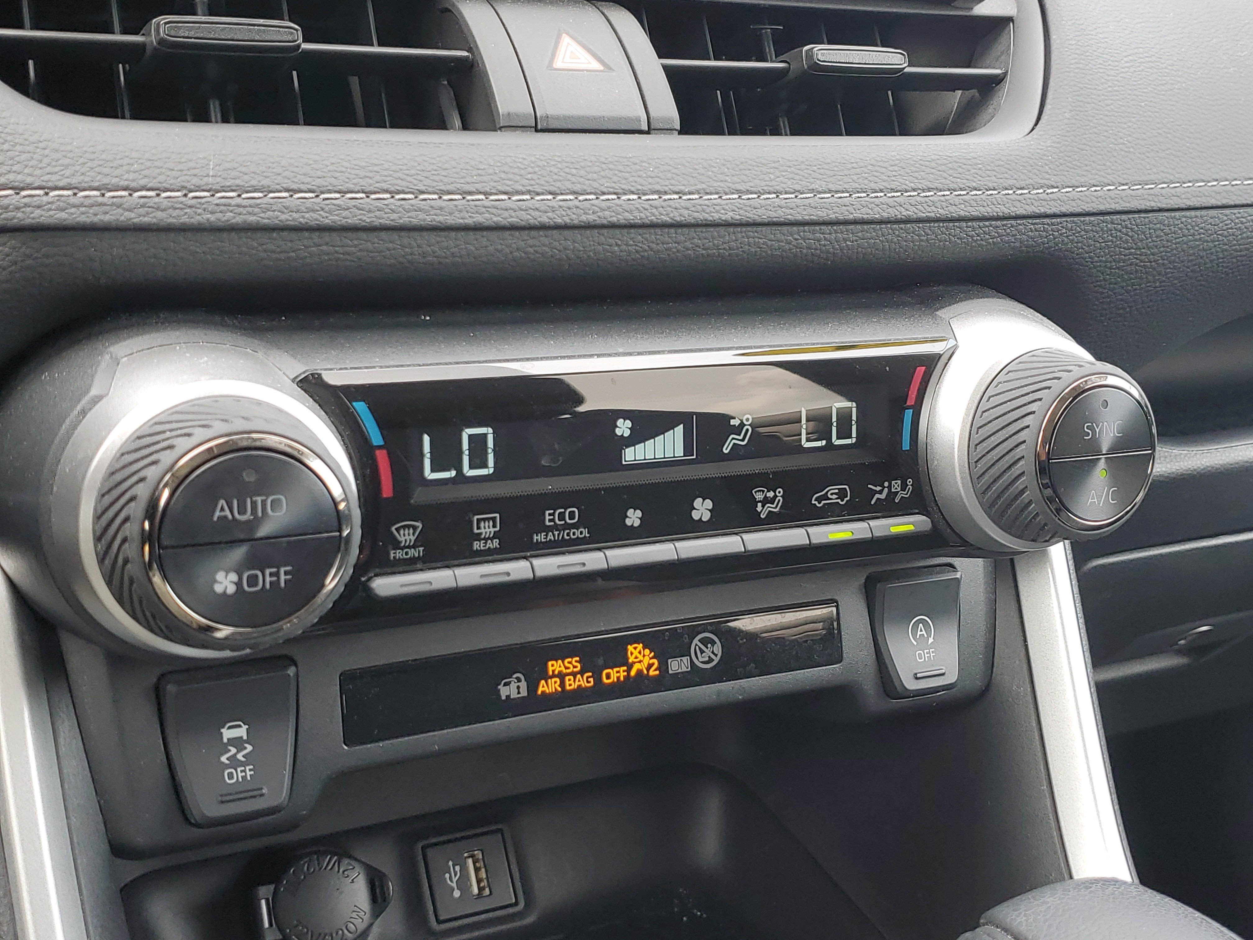 Used 2024 Ice Toyota XLE image 29