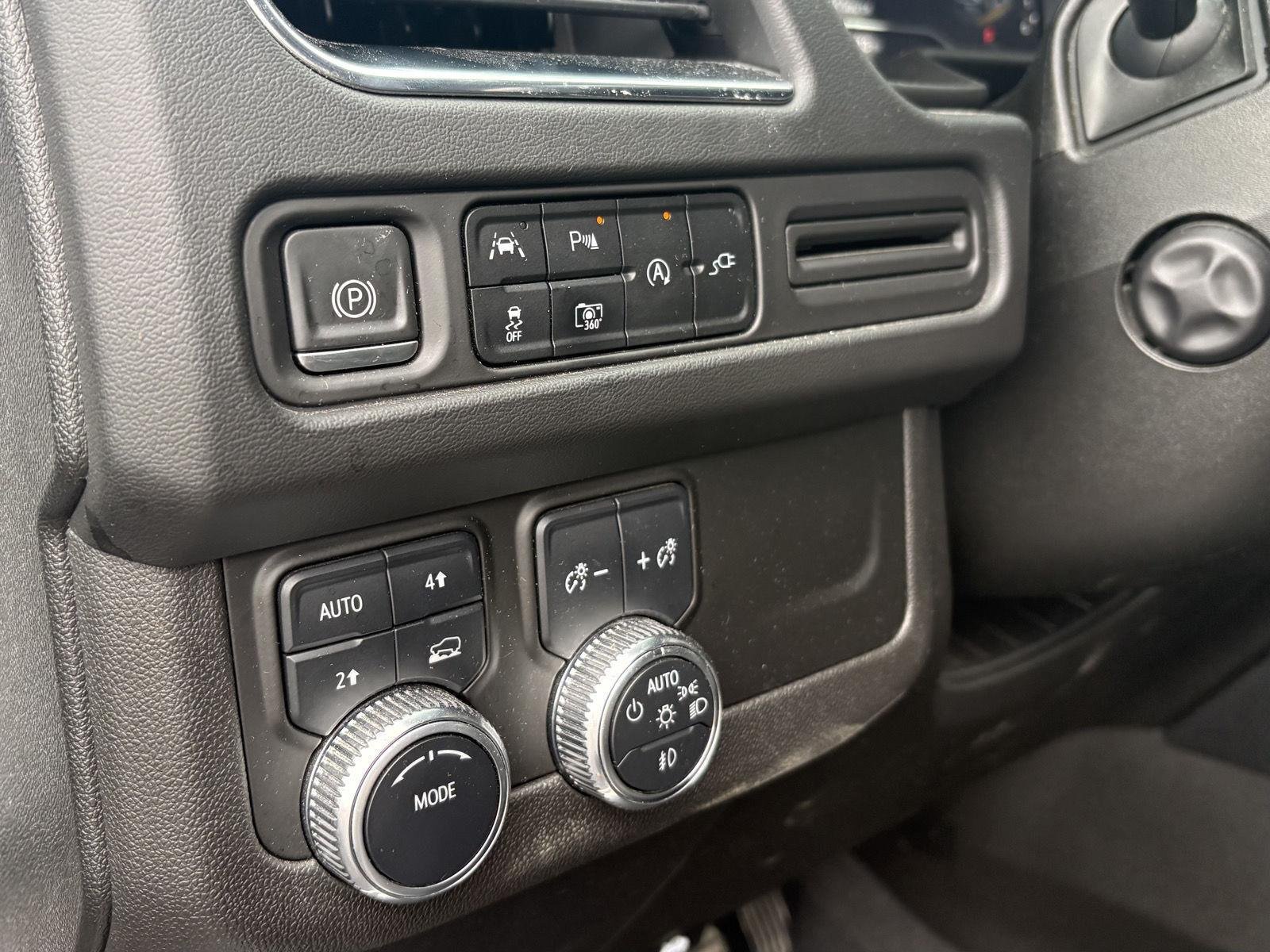Used 2022 Summit White GMC SLT image 9