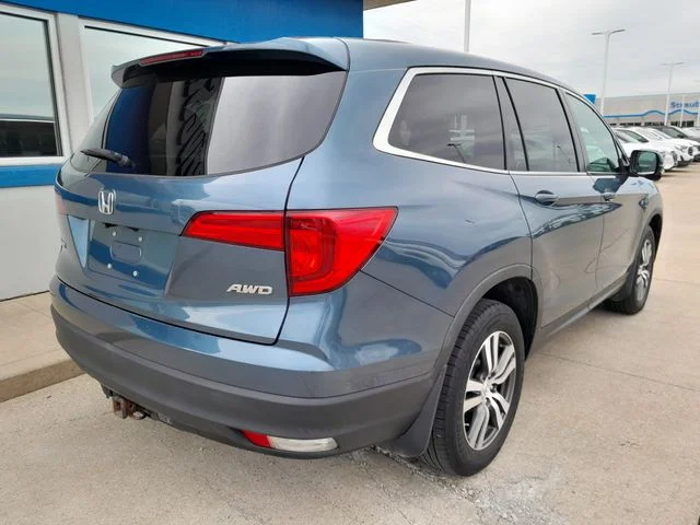 Used 2018  Honda EX-L image 8