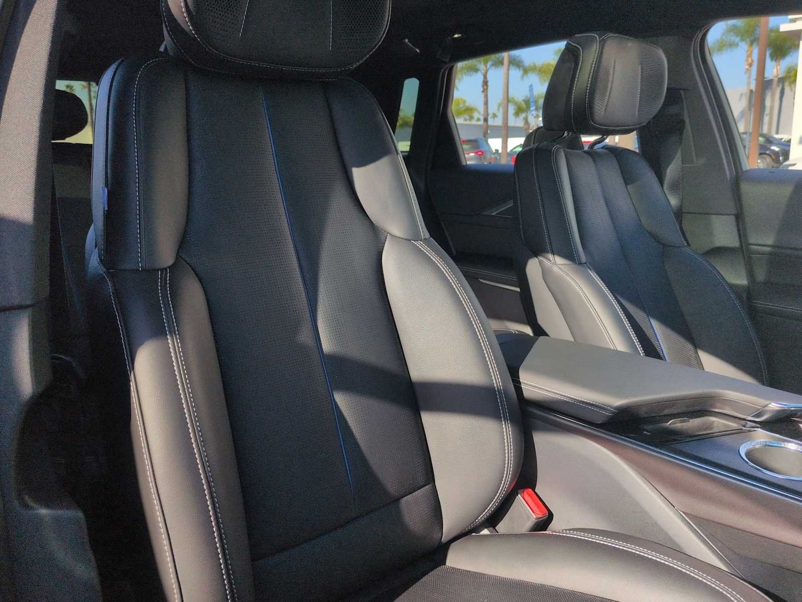 2026 Cadillac LYRIQ V - Photo 28