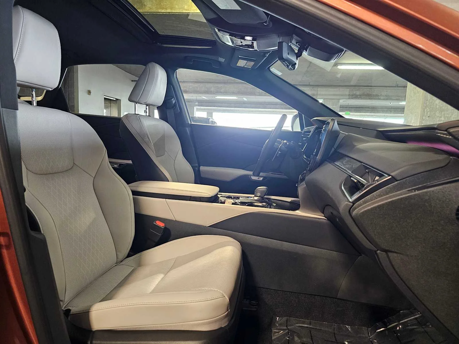 Used 2023 Copper Crest Lexus 350 image 34