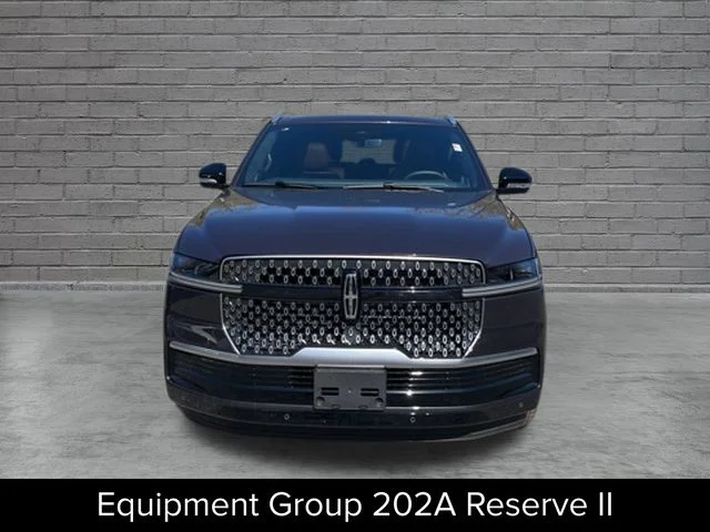 New 2026 Starlight Gray Metallic Lincoln Reserve L image 2
