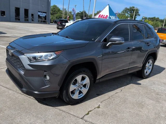 Used 2020 Gray Toyota XLE image 8