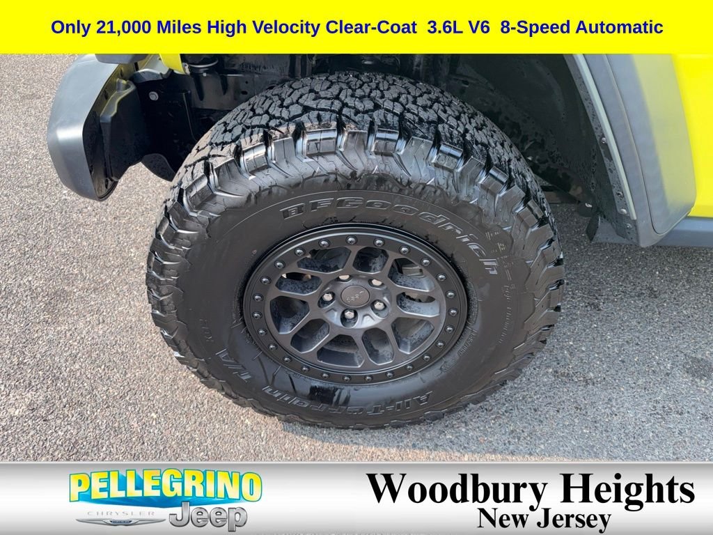 Certified Used 2022 Yellow Jeep Unlimited High Tide image 14