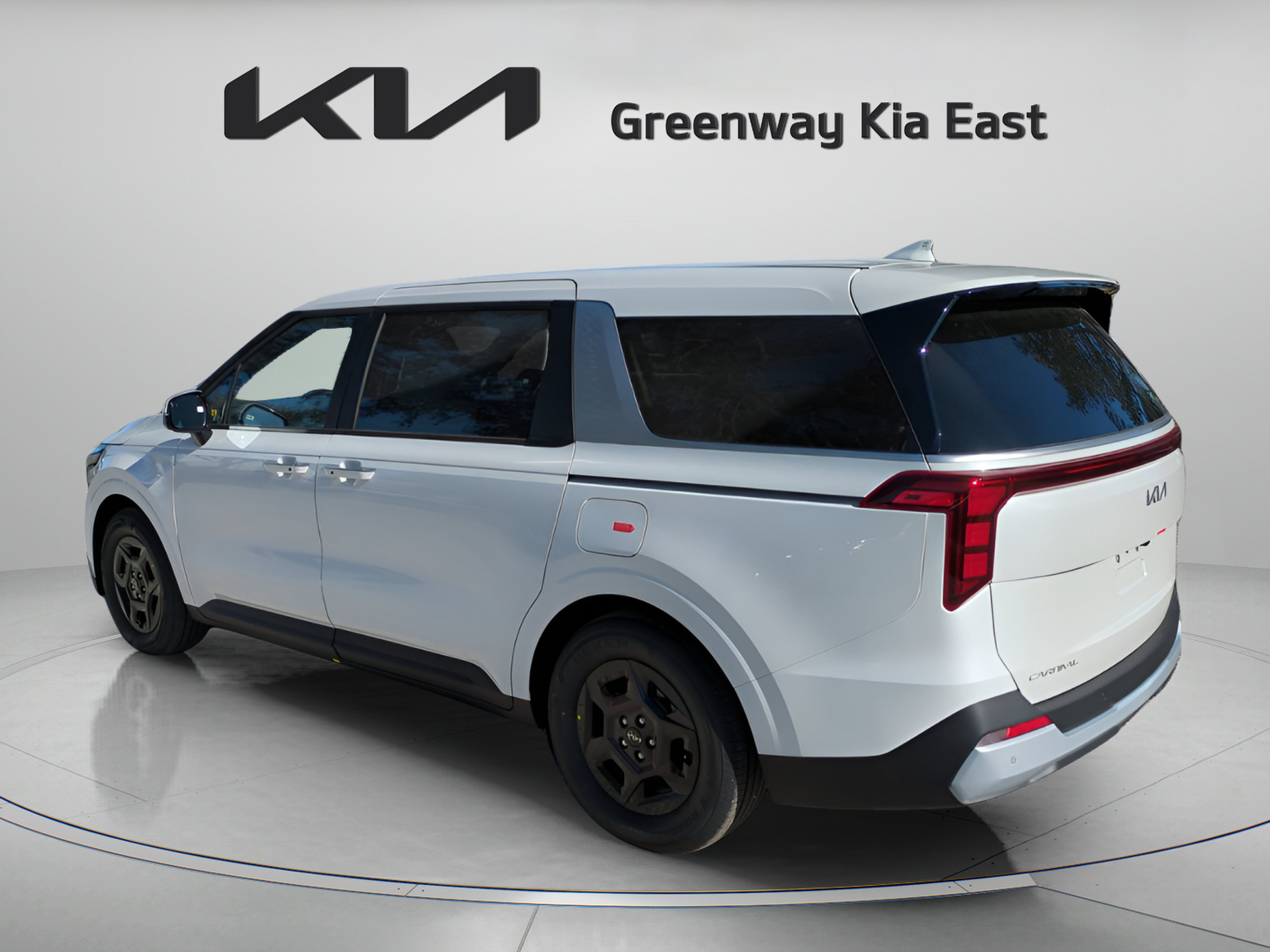 New 2026 Snow White Pearl Kia LXS image 7