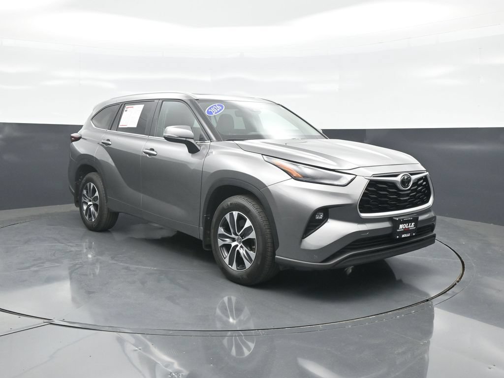 2026 Toyota Highlander XLE