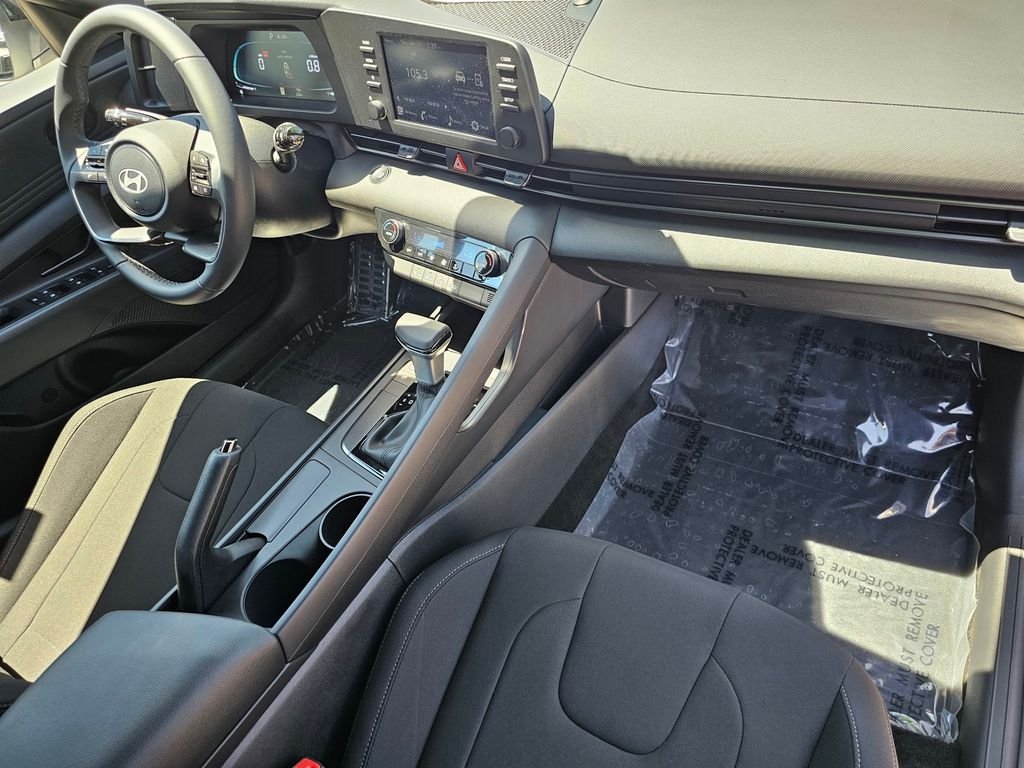 2026 Hyundai Elantra SEL Sport - Photo 11