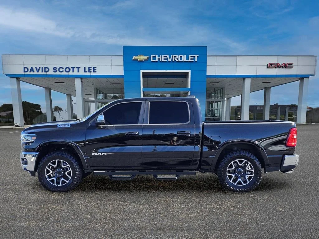 Used 2025 Diamond Black Cry Ram Laramie image 14