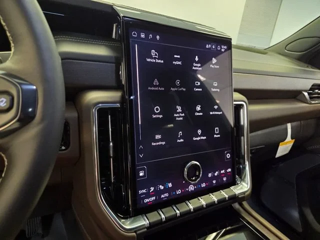 New 2026 Onyx Black GMC Denali Ultimate image 24
