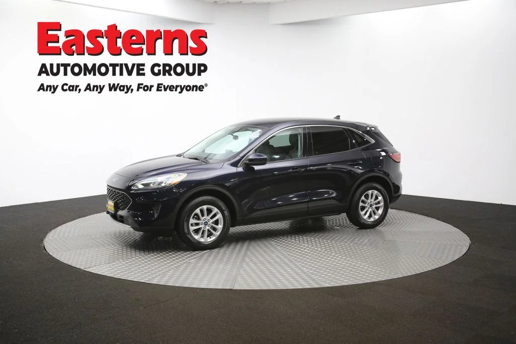 Used 2021 Blue Ford SE image 86