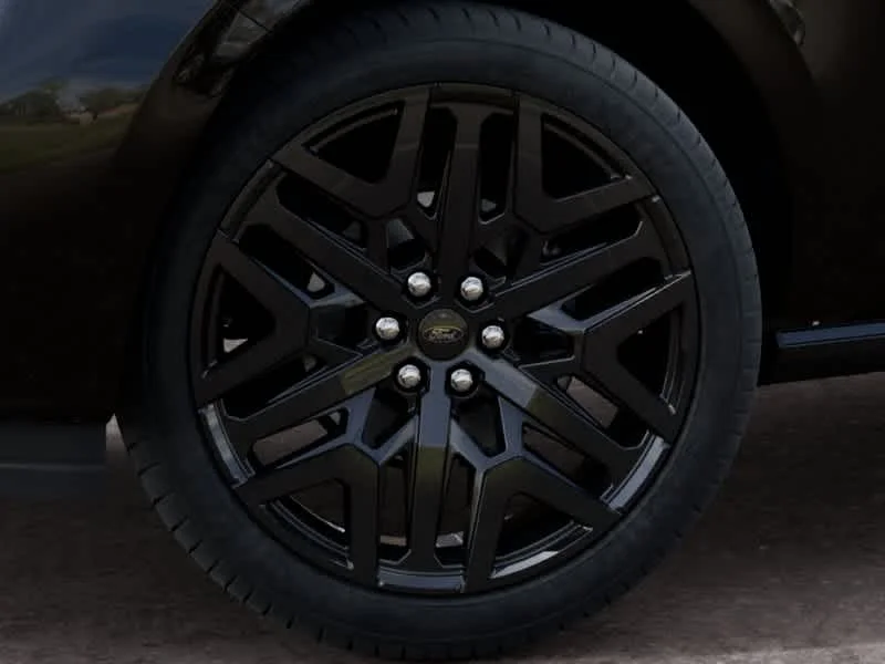 New 2027 Agate Black Metallic Ford Platinum image 19