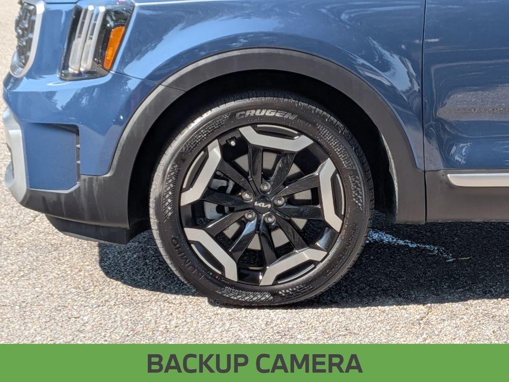 Used 2024 Black Kia S image 12