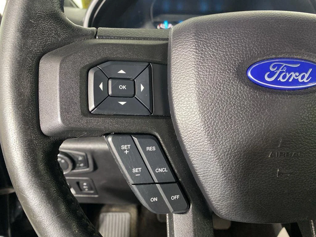 Used 2019 Black Metallic Ford XLT image 23