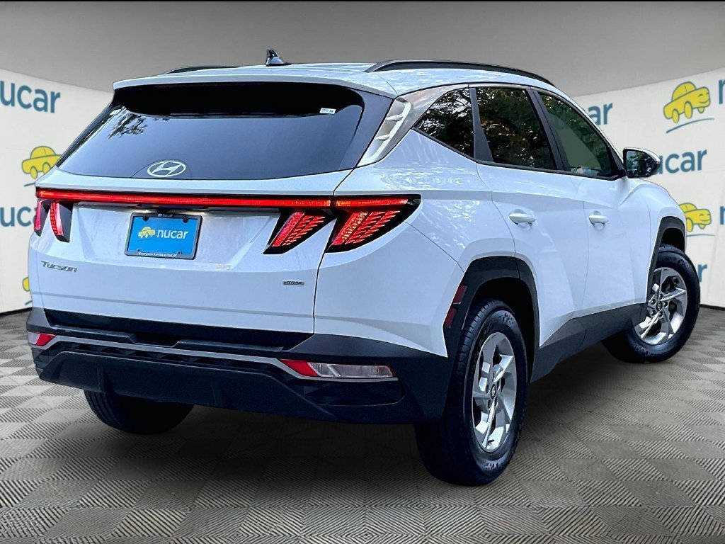 Used 2023 White Hyundai SEL image 6