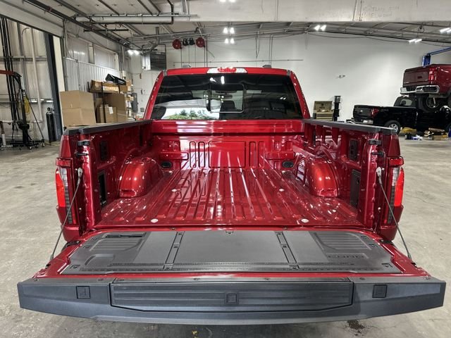 New 2026 Ruby Red Metallic Tinted Clearcoat Ford XLT image 24