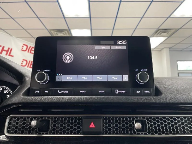 Used 2024  Honda EX image 29