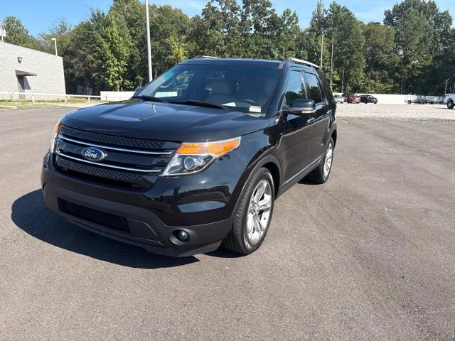 Used 2013 Black Ford Limited image 3