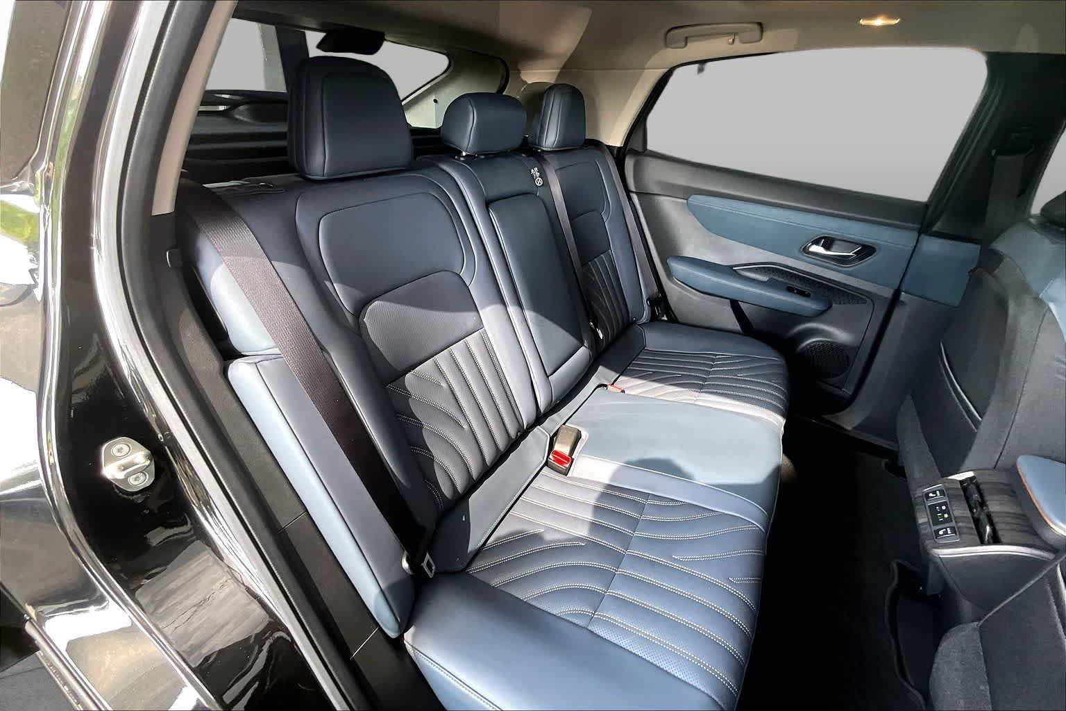 Used 2024 Black Diamond Pearl Nissan PLATINUM+ image 20