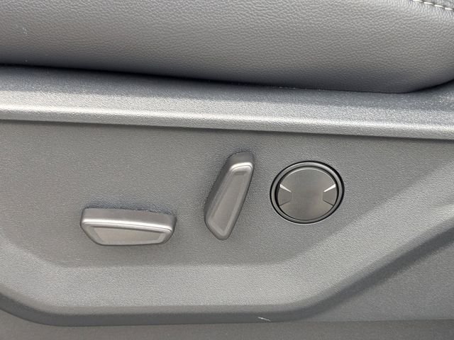 New 2026 Oxford White Ford Lariat® image 20