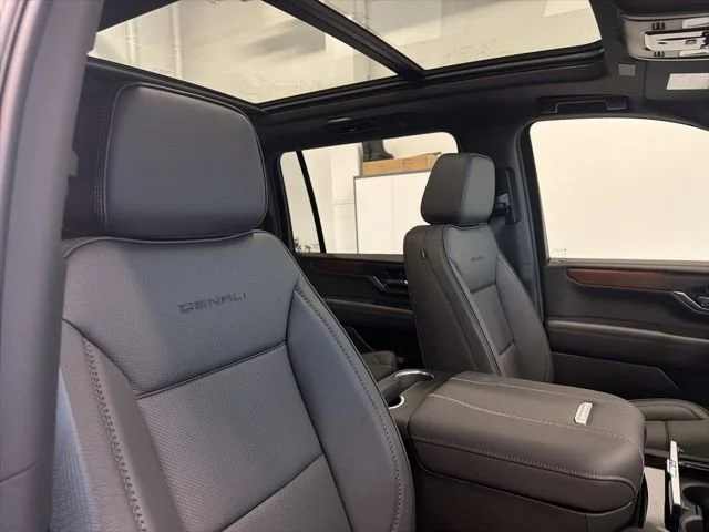 2026 GMC Yukon XL Denali - Photo 33