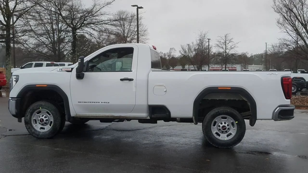 New 2025 Summit White GMC Pro image 5