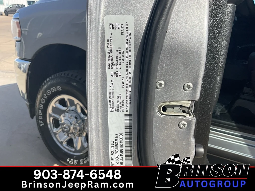 Used 2024 Billet Silver Metallic Clearcoat Ram Tradesman image 31