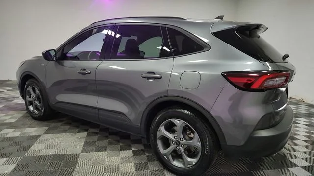 Used 2025 Gray Ford ST-Line image 5