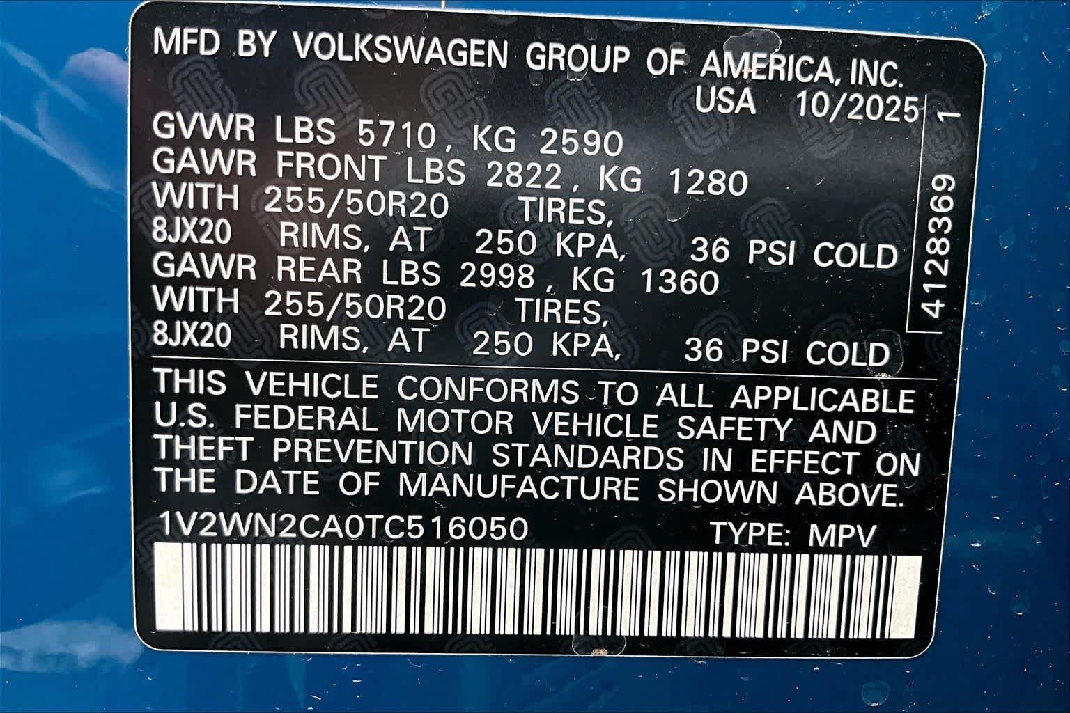 New 2026 Mountain Lake Blue Metallic Volkswagen 2.0T SE W/TECHNOLOGY image 18