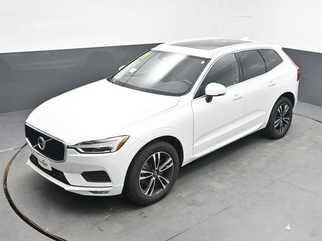 Used 2021 White Volvo T6 Momentum image 36