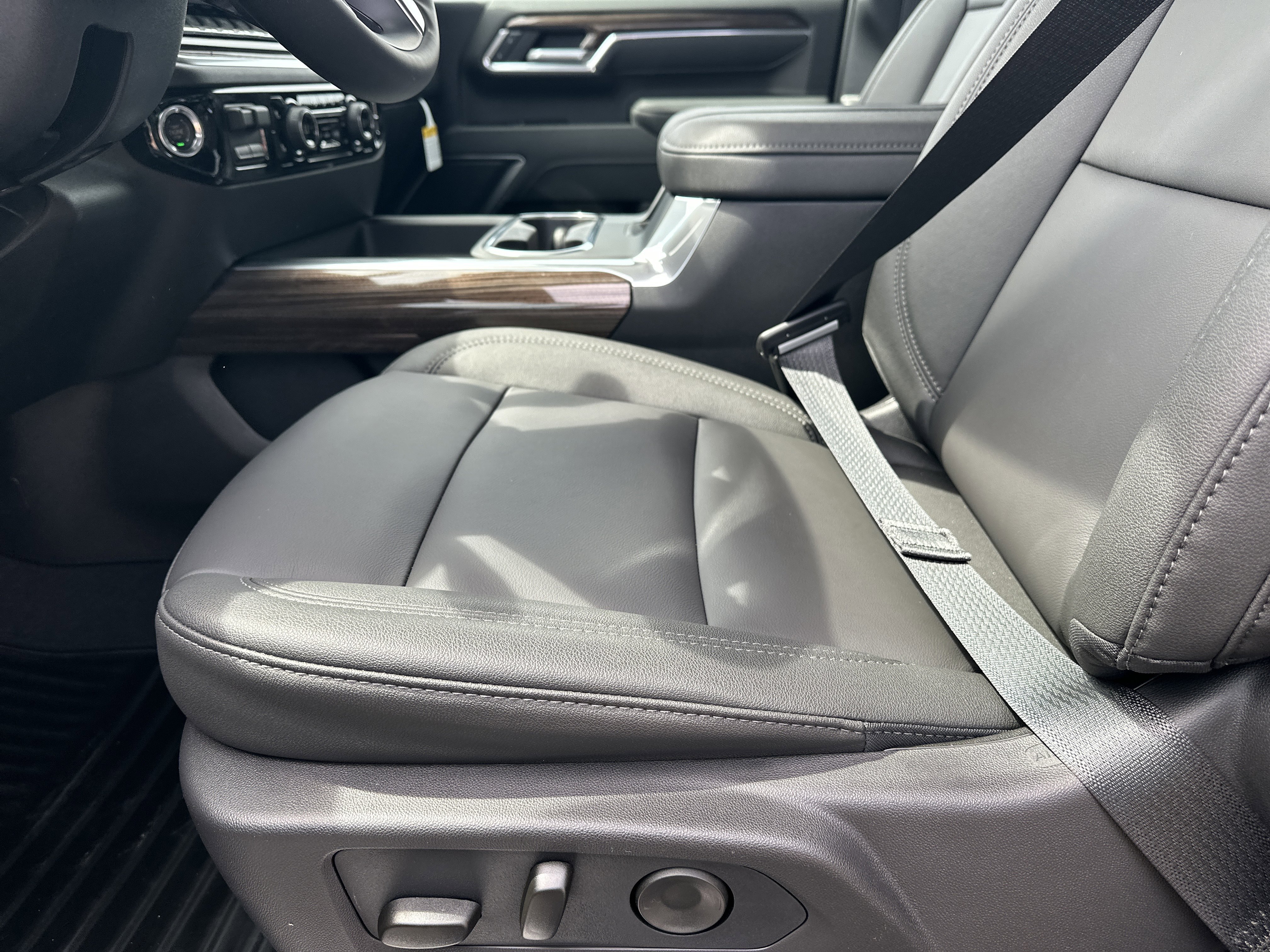 2026 Chevrolet Silverado 2500 HD LT - Photo 10