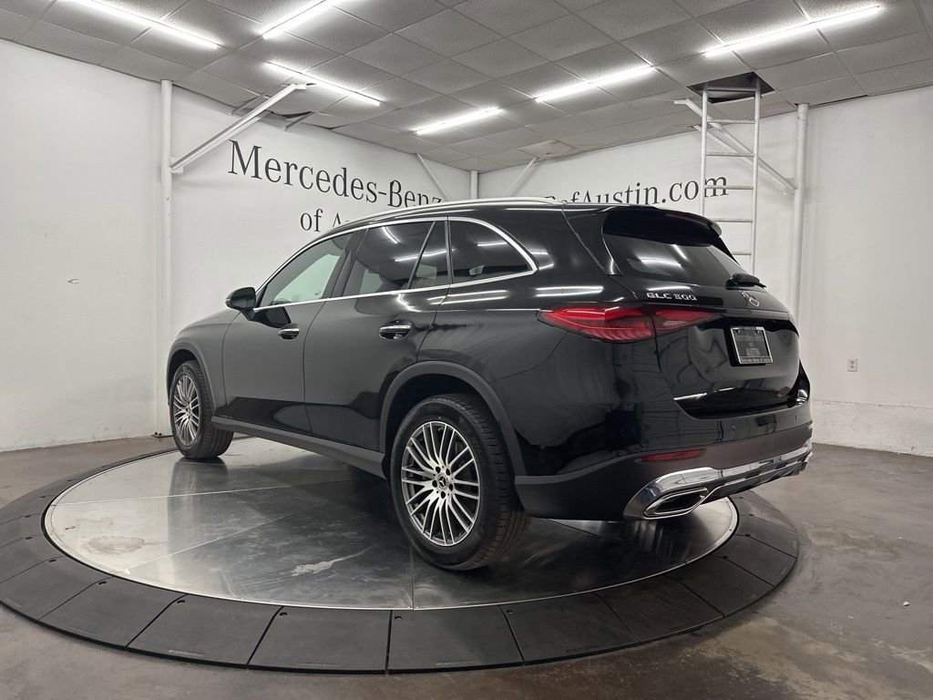 New 2026 Black Mercedes-Benz GLC 300 image 34